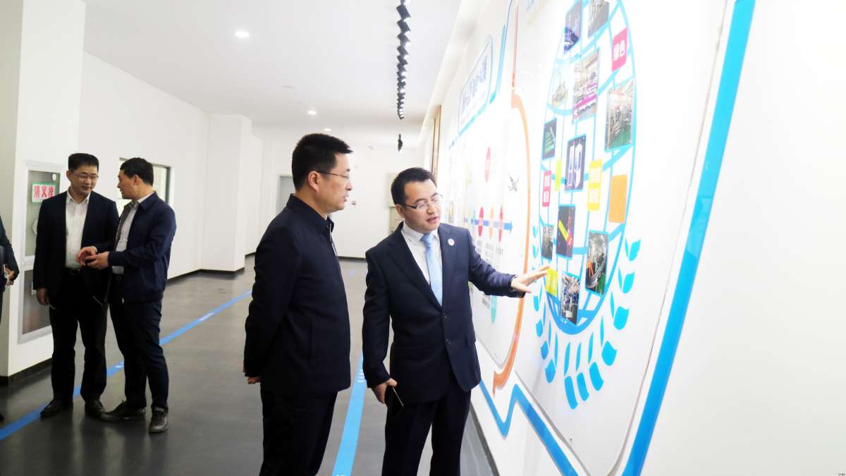 高新区毛伟区长一行来通锦精密调研指导